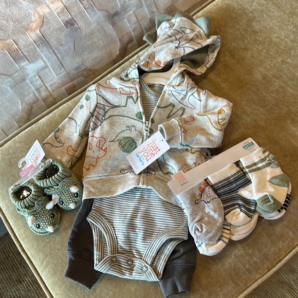 Newborn Baby Set - Picture 4 of 4